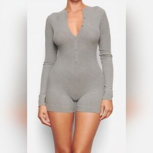 SKIMS Heather Gray V-Neck Bodysuit